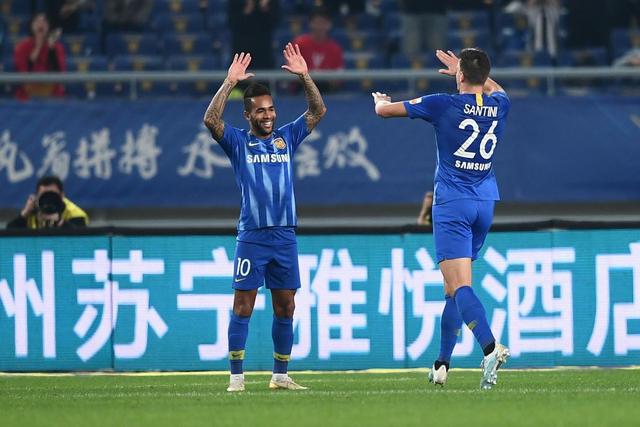 齐尔克泽获意甲双雄青睐 曼联或今夏放行